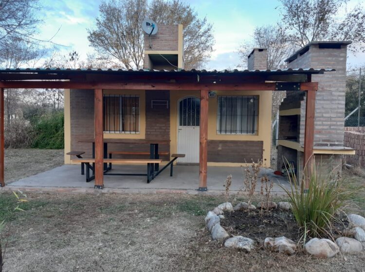Cabañas Los Tortolitos del Torreón Villa Rumipal
